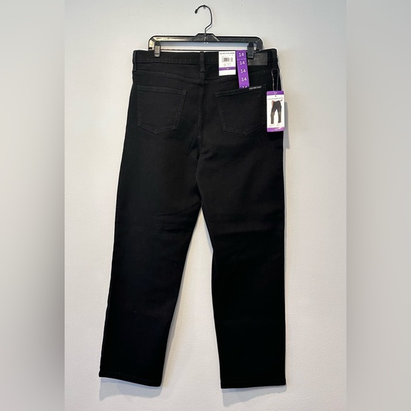 Calvin Klein Women High Rise Straight Leg Jean, size 8, Size 14. - Picture 10 of 13